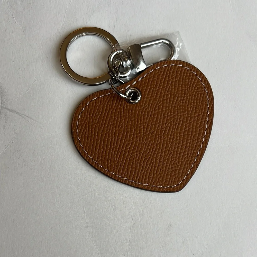Dress Up Your Purse (DUYP) Brown Heart Leather Keychain - Picture 1 of 4